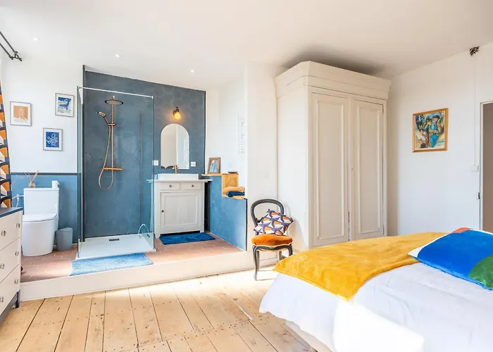 Du Val D'egray 펜션 *